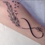 Best Wrist Tattoos – Meanings, Ideas, and Designs for 2022 - TattoosInsta