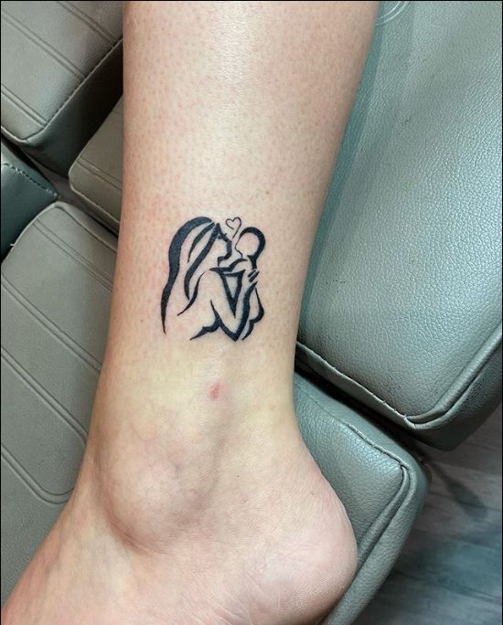 Celtic Knot of Motherhood tattoo