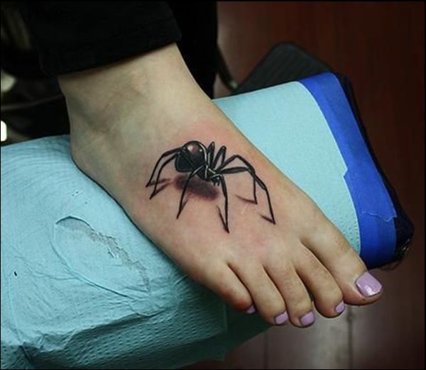 realistic 3d spider tattoo done in San Francisco at Masterpiece Tattoo