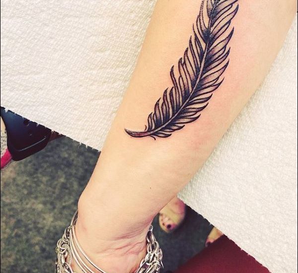 50+ Very Attractive Feather tattoos Designs & Ideas For Tattoo Lovers