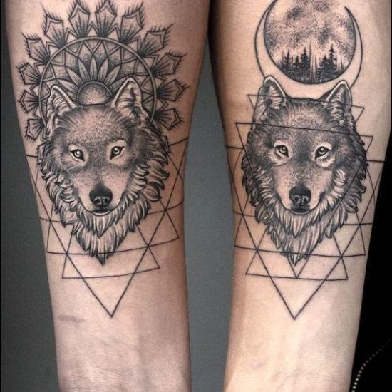 Geometric wolf tattoos designs
