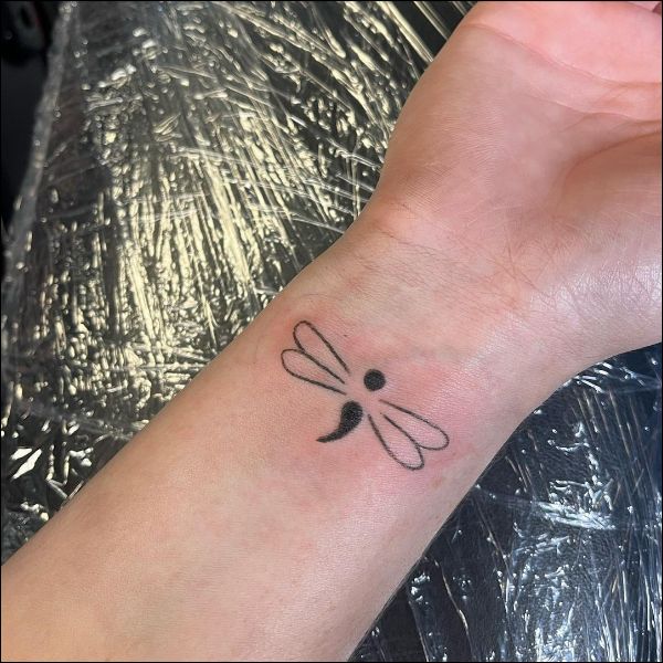 24 Exquisite Dragonfly Tattoo Ideas For Men  Women in 2023