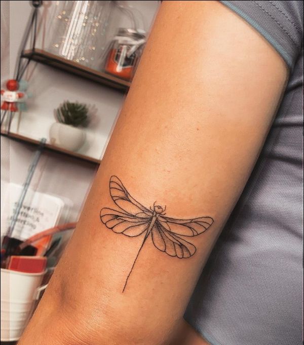 cute dragonfly tattoo designs on wrist