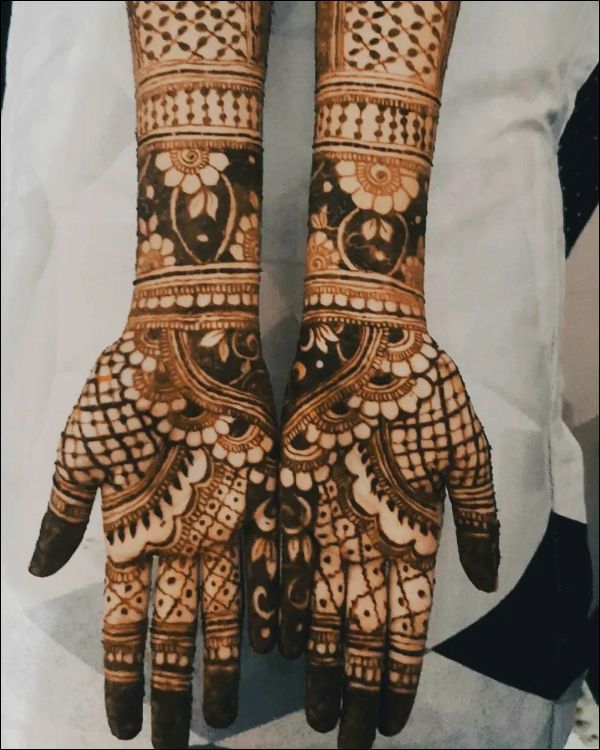 henna tattoo designs on both hands