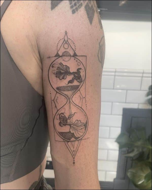 Tattoo uploaded by Justine Morrow  Hourglass tattoo by Grey Un GreyUn  watercolor realism color koreanartist hourglass sand glass  Tattoodo