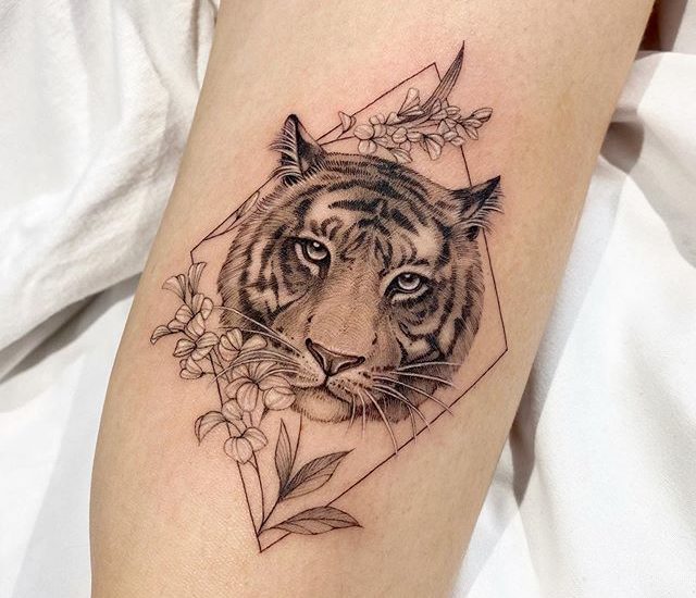 101 Best Womens Feminine Tiger Tattoo Ideas That Will Blow Your Mind   Outsons