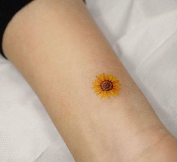 Best Sunflower Tattoo Ideas for men and women - TattoosInsta